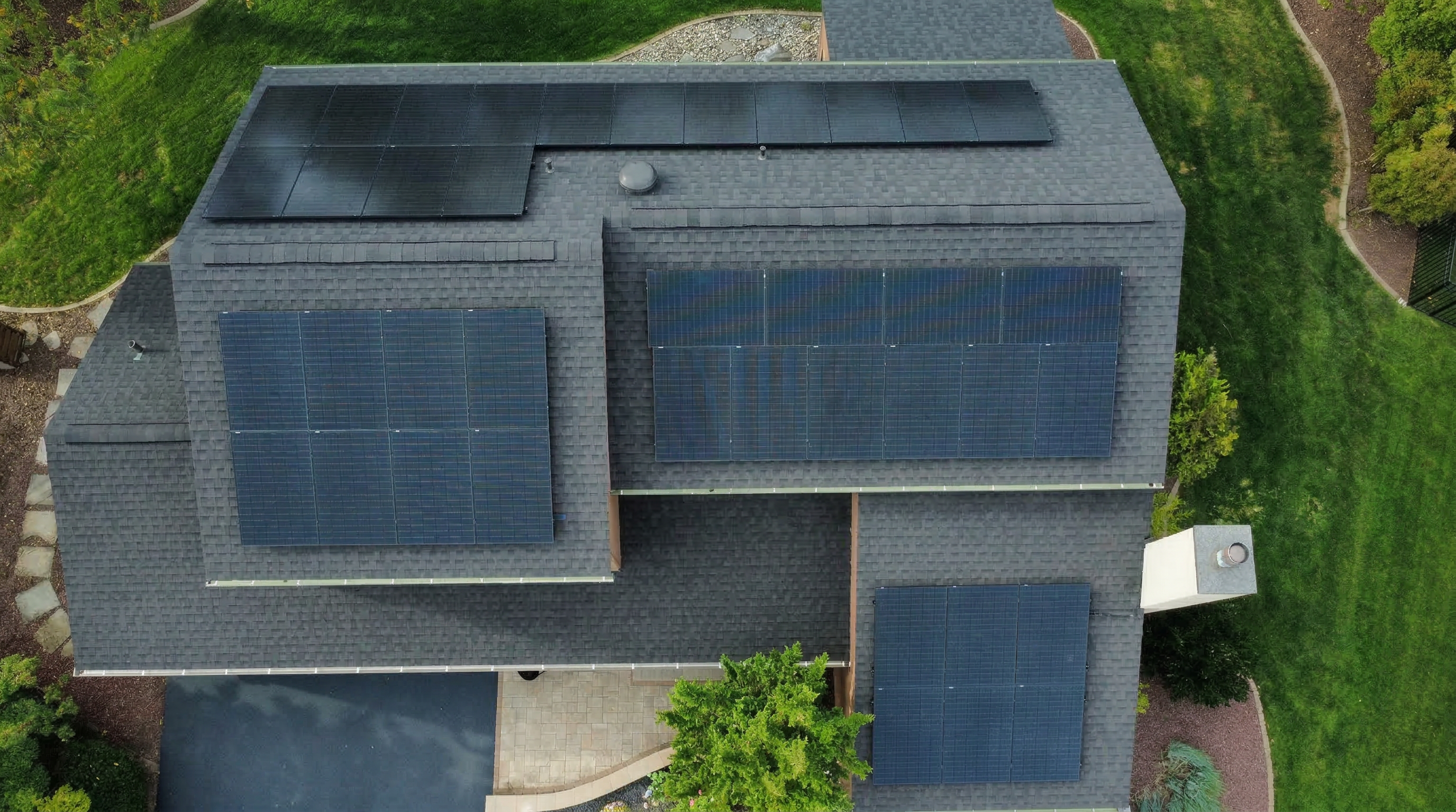 CertainTeed solar installation in Breinigsville, PA