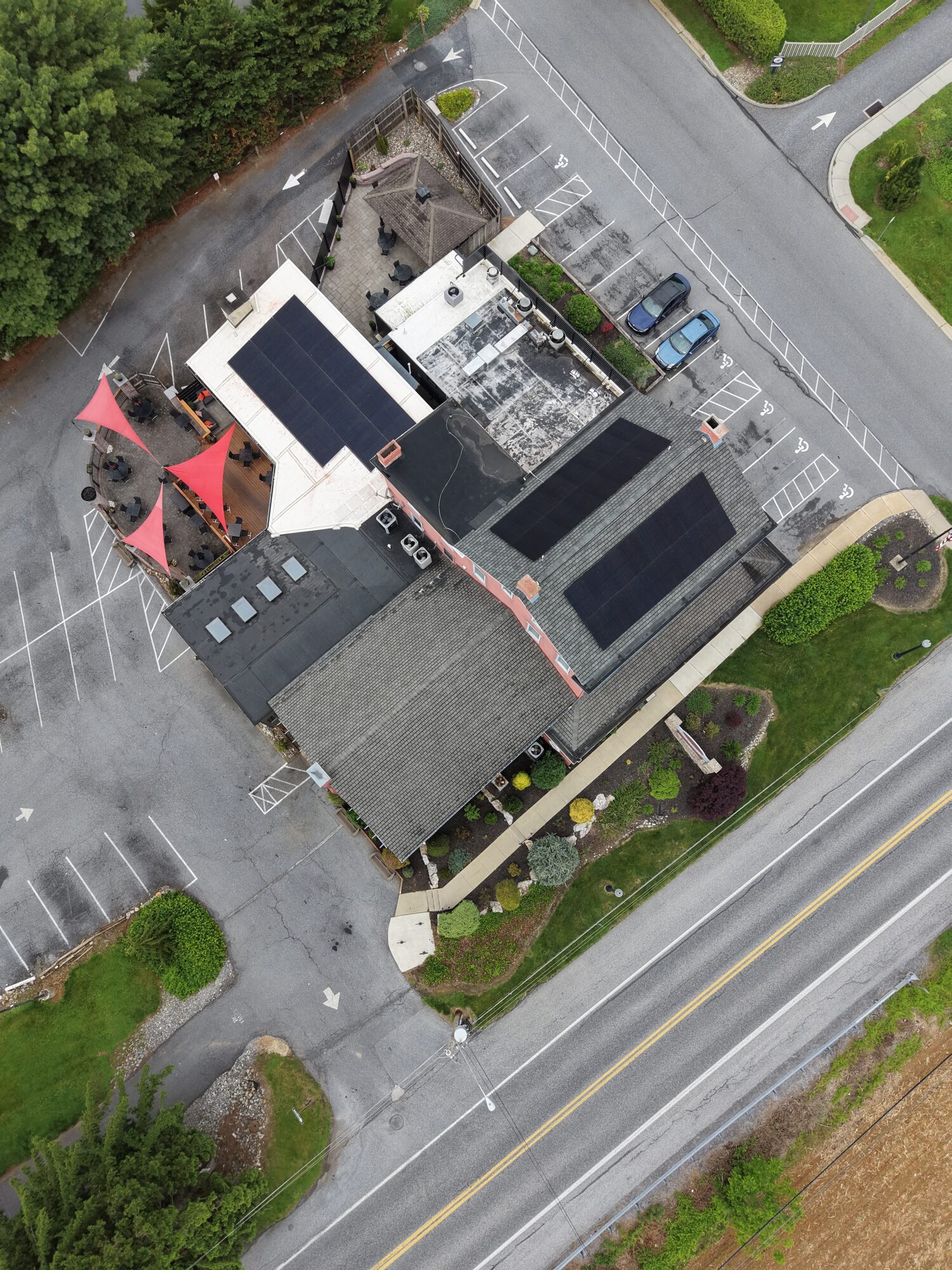 Aptos solar panels on the Blue Bird Inn, Lebanon, PA